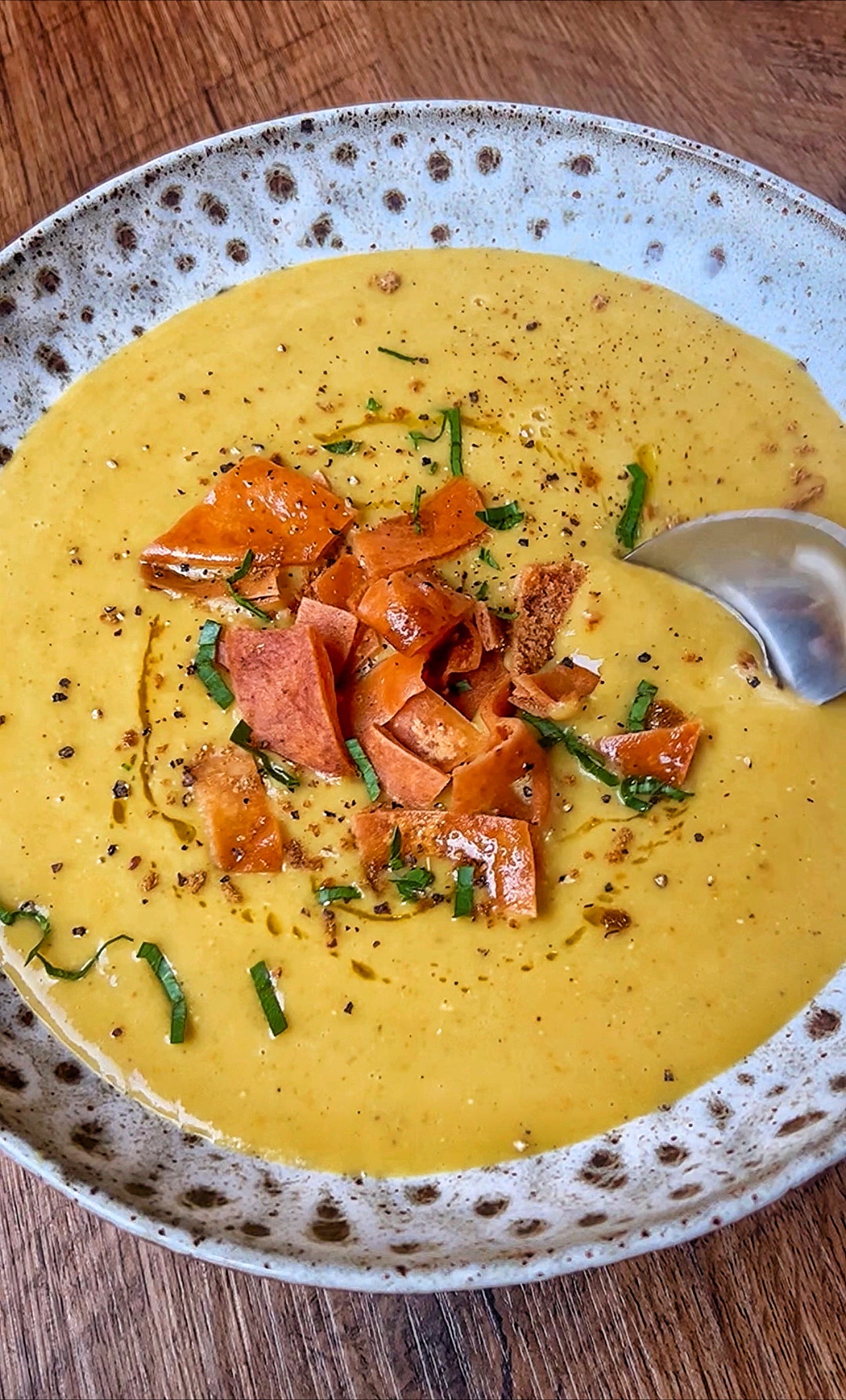 Yellow Lentil Soup 'Shorbat Adas Saffra'
